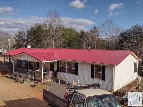 275 Willow Tree Ln, Bassett, VA 24055