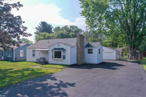 4020 Woodrow, Burton, MI 48509