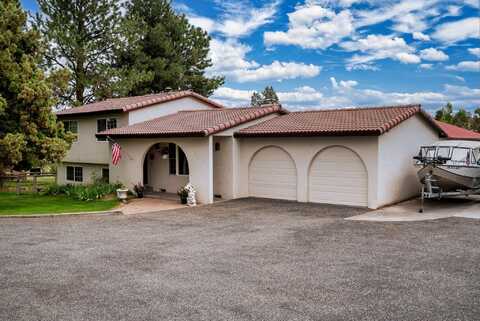 3790 NW 38th Street, Redmond, OR 97756