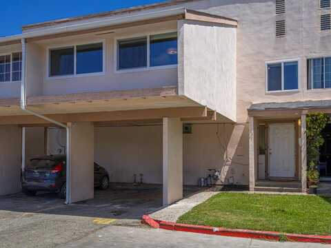 919 Acosta PLZ 41, SALINAS, CA 93905