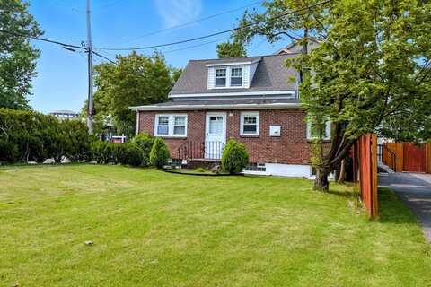 14 Palmer St, Quincy, MA 02169