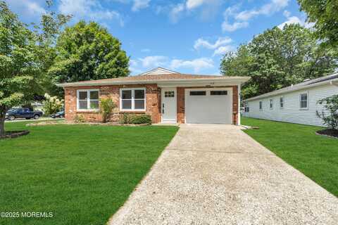 108 Meadowbrook Road, Brick, NJ 08723