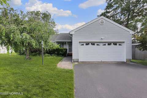 121 Reel Avenue, Manahawkin, NJ 08050