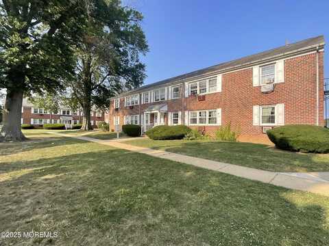 52 Stonehurst Boulevard, Freehold, NJ 07728