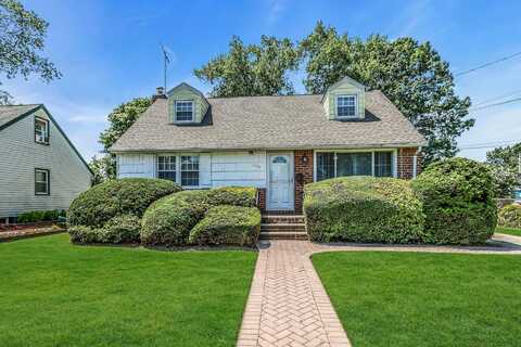 299 Warren Street, Uniondale, NY 11553