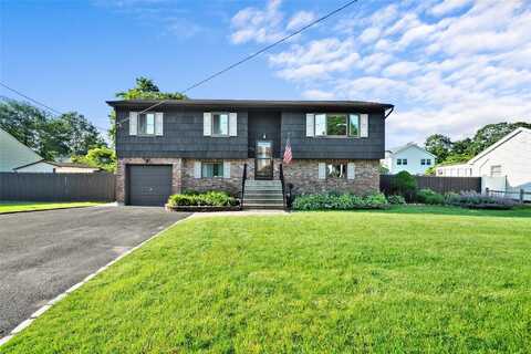 1583 5th Street, West Babylon, NY 11704