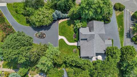 3 Porpoise Court, Northport, NY 11768