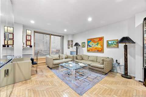 106 Central Park S, New York (Manhattan), NY 10019