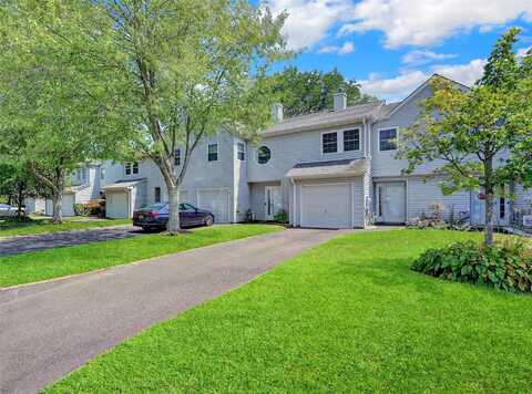 1107 Sara Circle, Port Jefferson Station, NY 11776