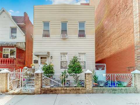 31-71 32 Street, Astoria, NY 11106