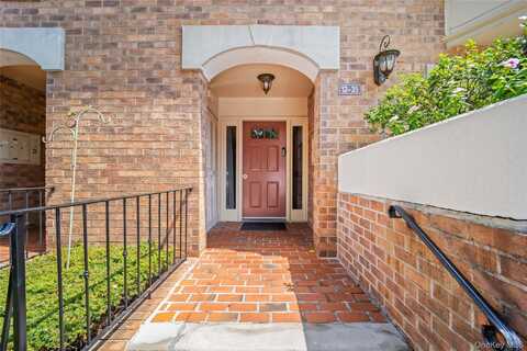 12-35 Robin Lane, Bayside, NY 11360