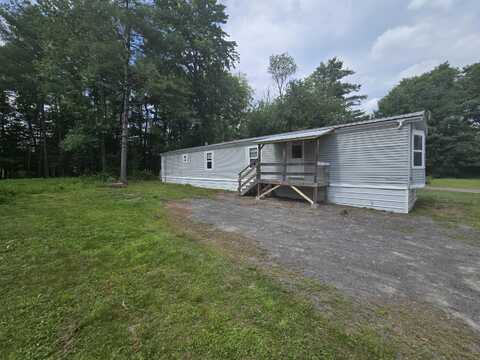 5 Ash Street, Milo, ME 04463