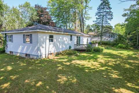 18 Bartholomew Street, Lisbon, ME 04250