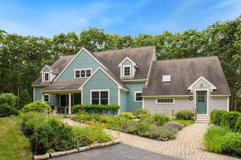 8 Shore Road, Biddeford, ME 04005