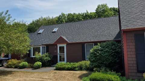 32 Cortland Circle, Bangor, ME 04401