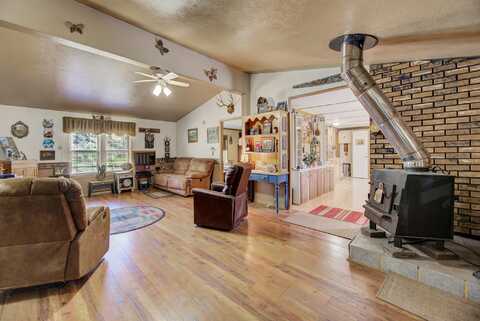 31 Old Alhambra Road, Clancy, MT 59634