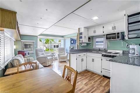 27 Jasper, NAPLES, FL 34114