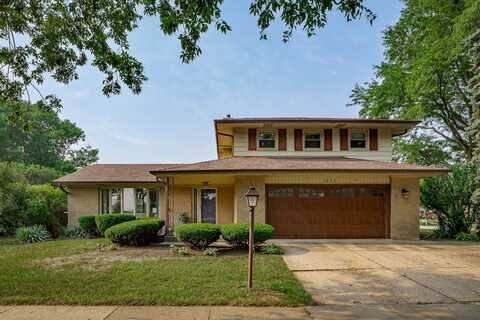 1813 E Maya Lane, Mount Prospect, IL 60056