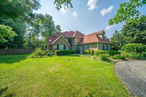 9817 N Hunters Lane, Spring Grove, IL 60081