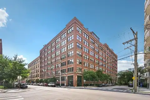 913 W Van Buren Street, Chicago, IL 60607