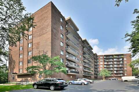 711 S River Road S, Des Plaines, IL 60016