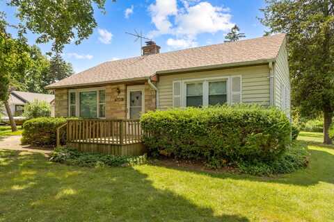 7n300 Linden Avenue, Medinah, IL 60157