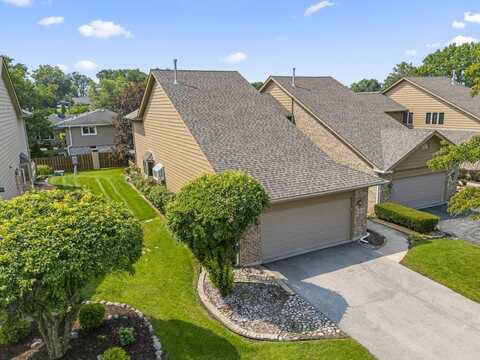 9029 Del Prado Drive, Palos Hills, IL 60465