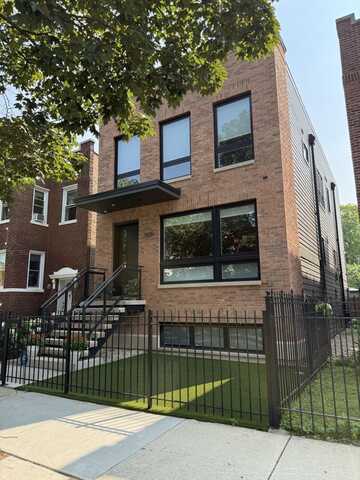 3221 N Kenneth Avenue, Chicago, IL 60641