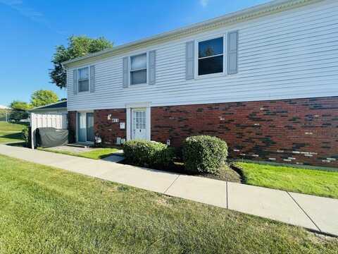 613 Academy Court, Schaumburg, IL 60194