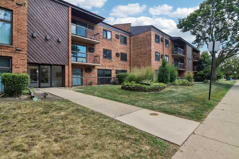 5525 N Chester Avenue, Chicago, IL 60656