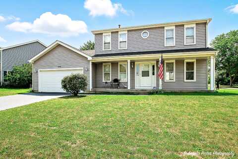 1390 Parkridge Drive, Crystal Lake, IL 60014