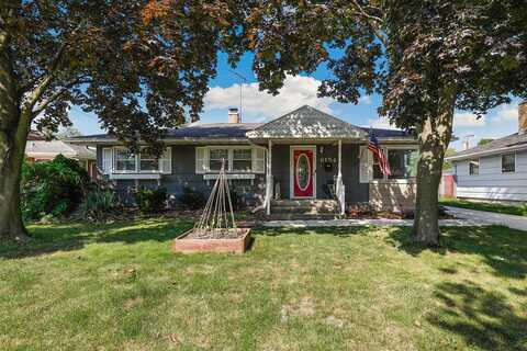 8154 Kooy Drive, Munster, IN 46321