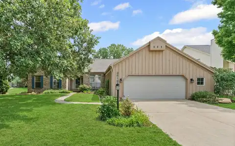 2818 Cherry Hills Drive, Champaign, IL 61822