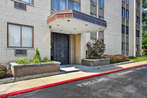 9720 S Pulaski Road, Oak Lawn, IL 60453
