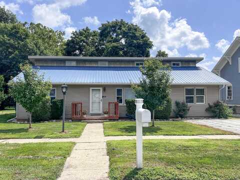 501 N Center Street, Colfax, IL 61728