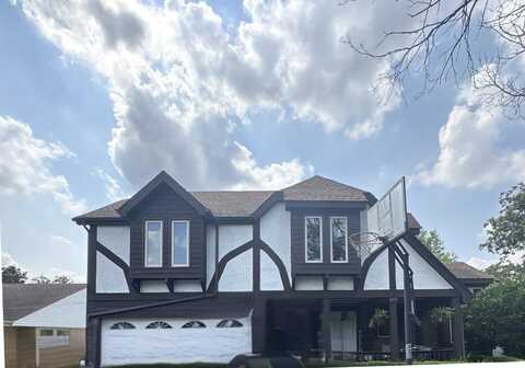 1294 S Lloyd Avenue, Lombard, IL 60148