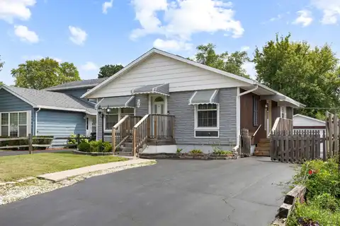 1331 Elm Avenue, Round Lake Beach, IL 60073