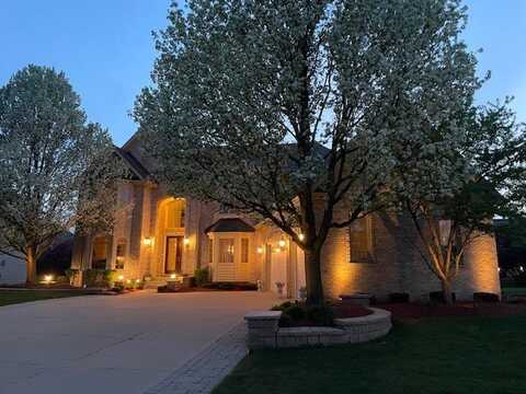 4052 Teak Circle, Naperville, IL 60564