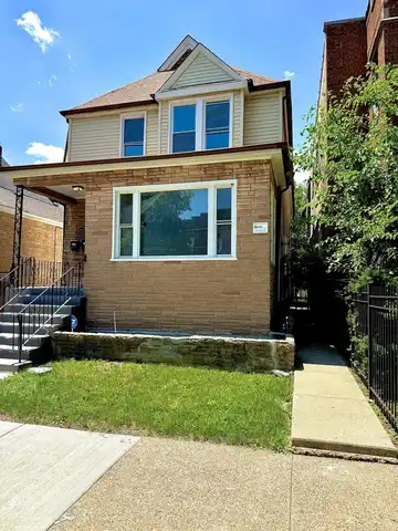 8720 S May Street, Chicago, IL 60620