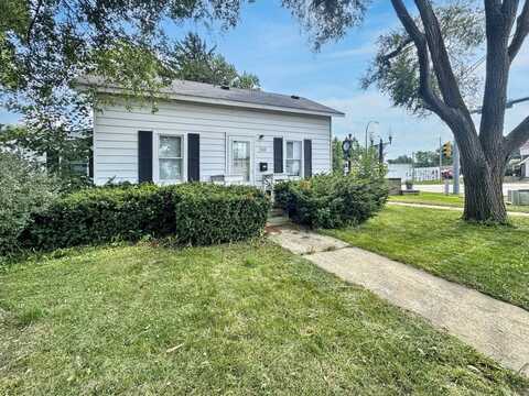 110 N Elm Street, Waterman, IL 60556