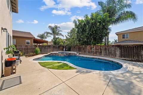 35579 Denver Circle, Winchester, CA 92596