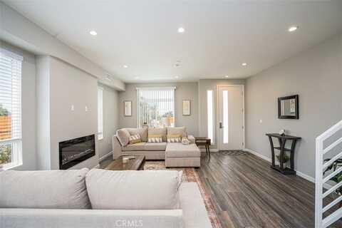 7030 Valmont Street, Tujunga, CA 91042