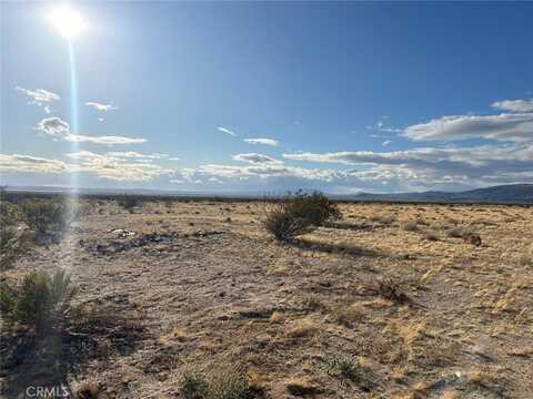 2 Goldfich Avenue, Yucca Valley, CA 92285