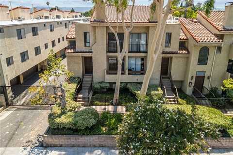 18958 Sherman Way, Reseda, CA 91335