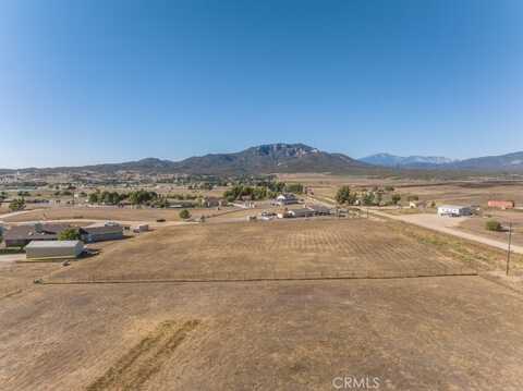 450 Comanche Court, Aguanga, CA 92536