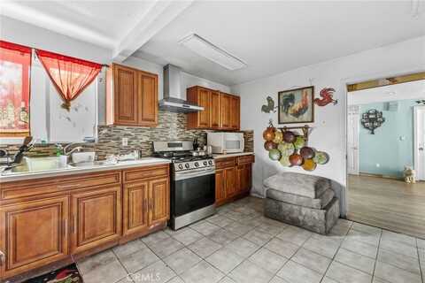 7499 Valaria Drive, Highland, CA 92346