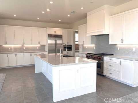 121 Drumbeat, Irvine, CA 92618