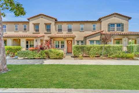 423 Green River Street, Oxnard, CA 93036