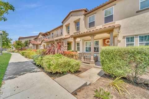 423 Green River Street, Oxnard, CA 93036