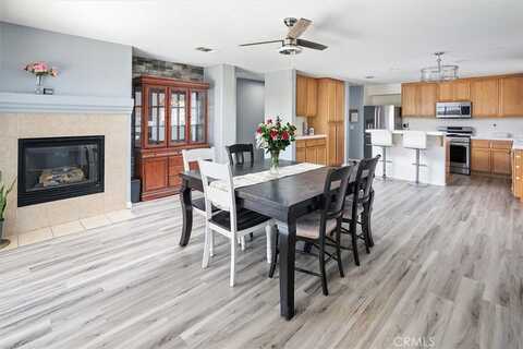 45424 Spahn Lane, Lancaster, CA 93535